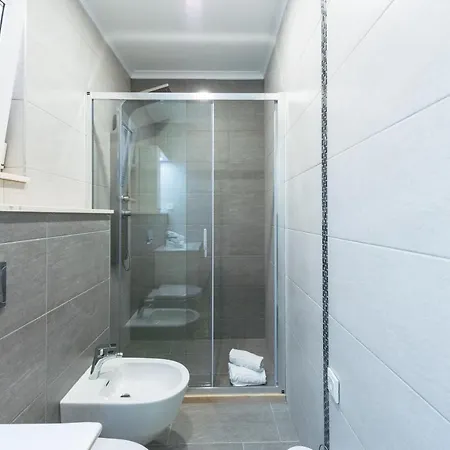 Semes- Three Bedroom With Jacuzzi And Sea View Apartment