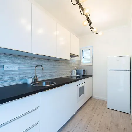 Apartment Semes- Three Bedroom With Jacuzzi And Sea View *