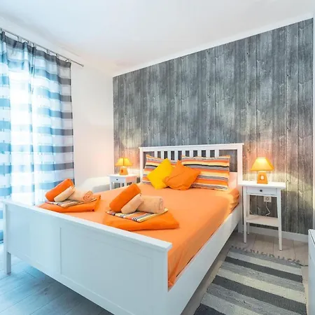 Apartment Semes- Three Bedroom With Jacuzzi And Sea View Cavtat