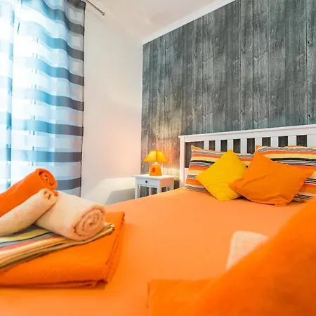 Semes- Three Bedroom With Jacuzzi And Sea View Apartment