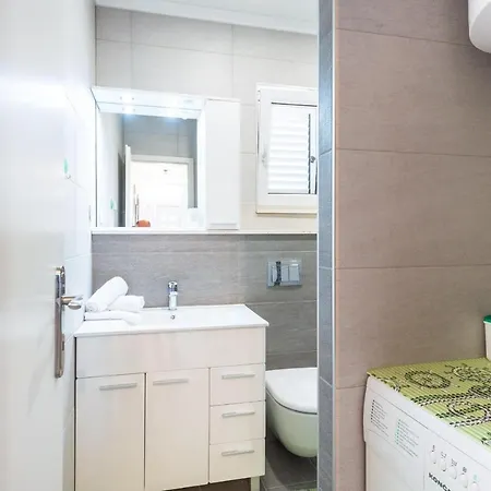 Semes- Three Bedroom With Jacuzzi And Sea View Appartement *