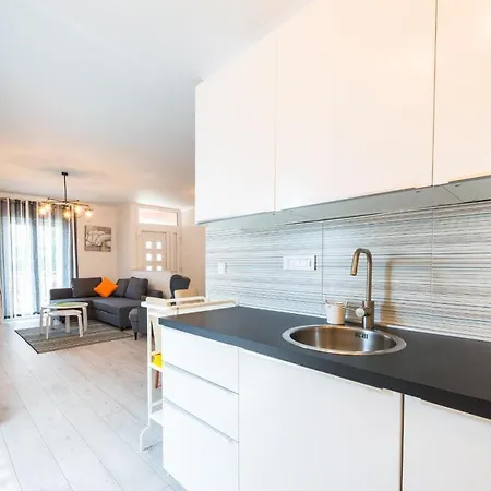 Semes- Three Bedroom With Jacuzzi And Sea View Appartement *